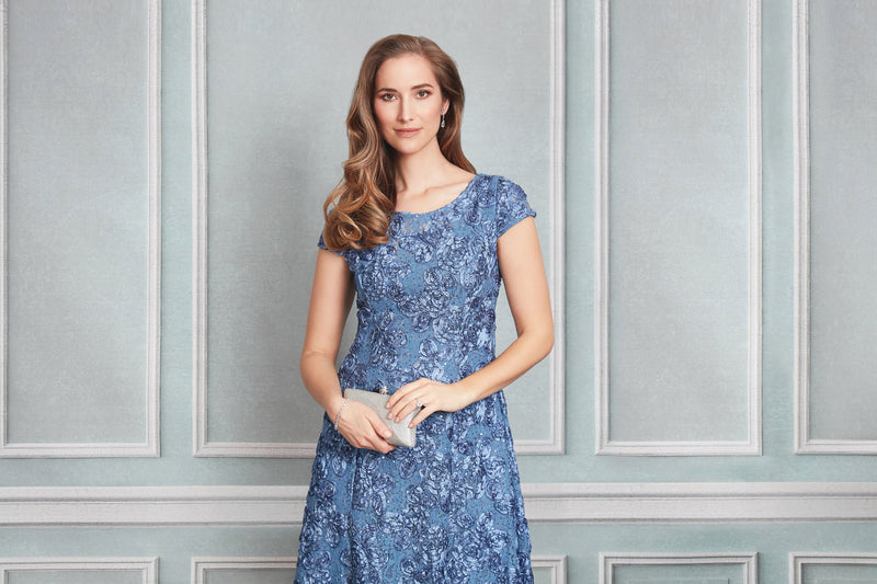 Cocktail Dress in Rosette Lace with Cap Sleeves