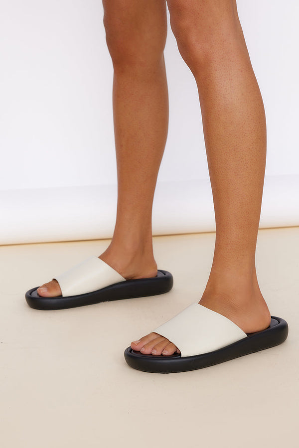 BILLINI Nellie Sandal Chalk