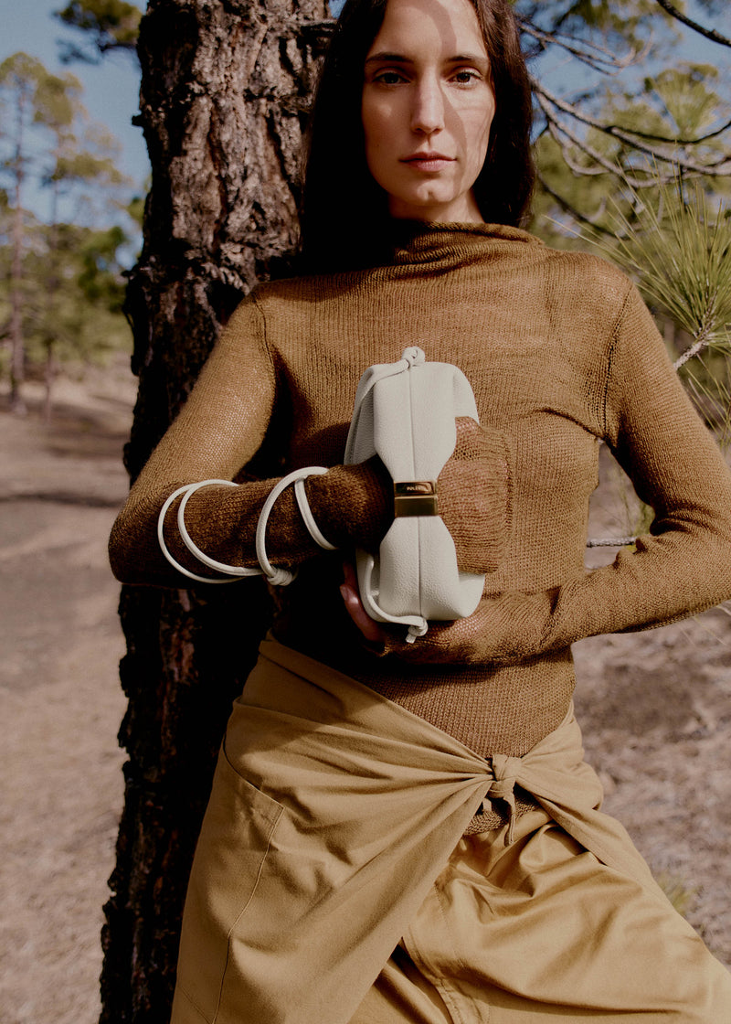 Béri - Textured Chalk