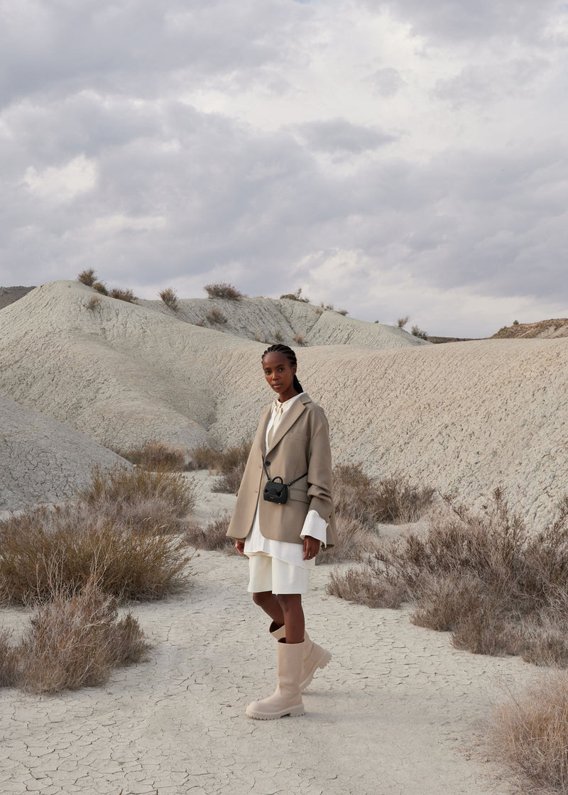 Numéro Un Micro - Textured Black